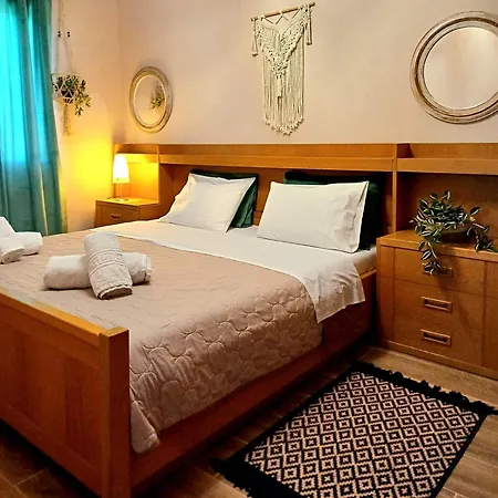 Apartment With 3 Bedrooms
